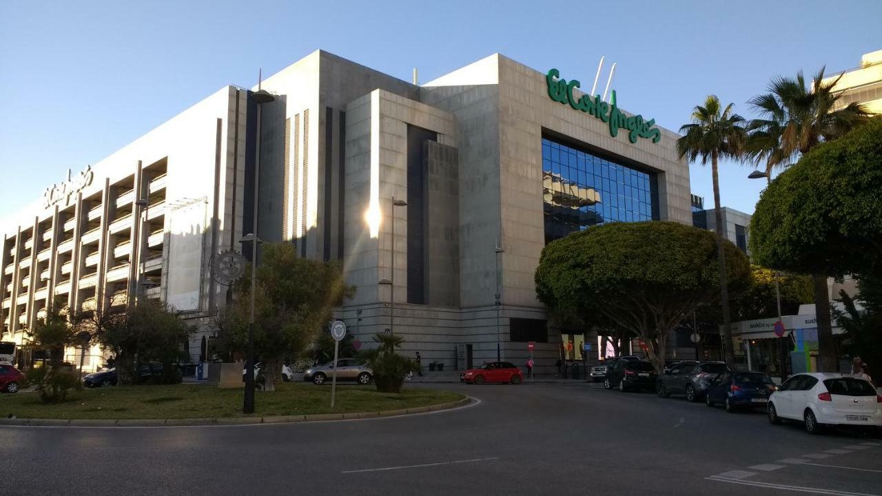 Lorcrimar 2, Puerto Banus Apartamento